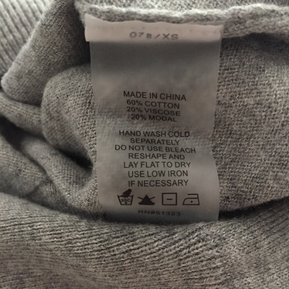 Vince Camuto Cold Shoulder Sweater Top - Picture 3 of 4